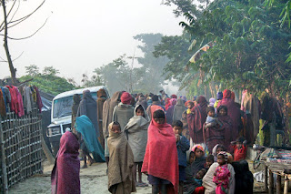  Blanket distribution ~Kosi flood victims