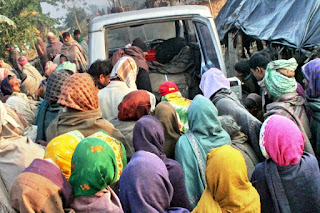  Blanket distribution ~Kosi flood victims