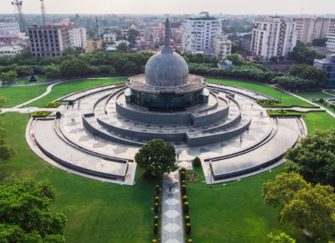 Aerial view of Buddha Smriti Park, a serene green space in Patna, India.