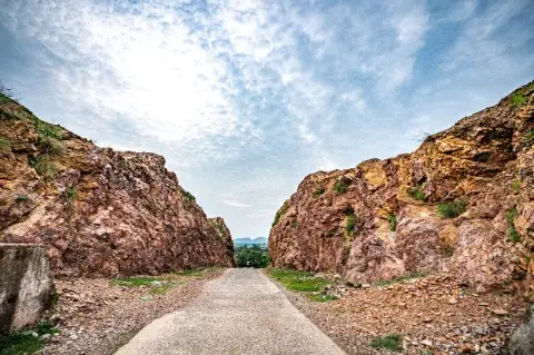 Dashrath manjhi dwaar