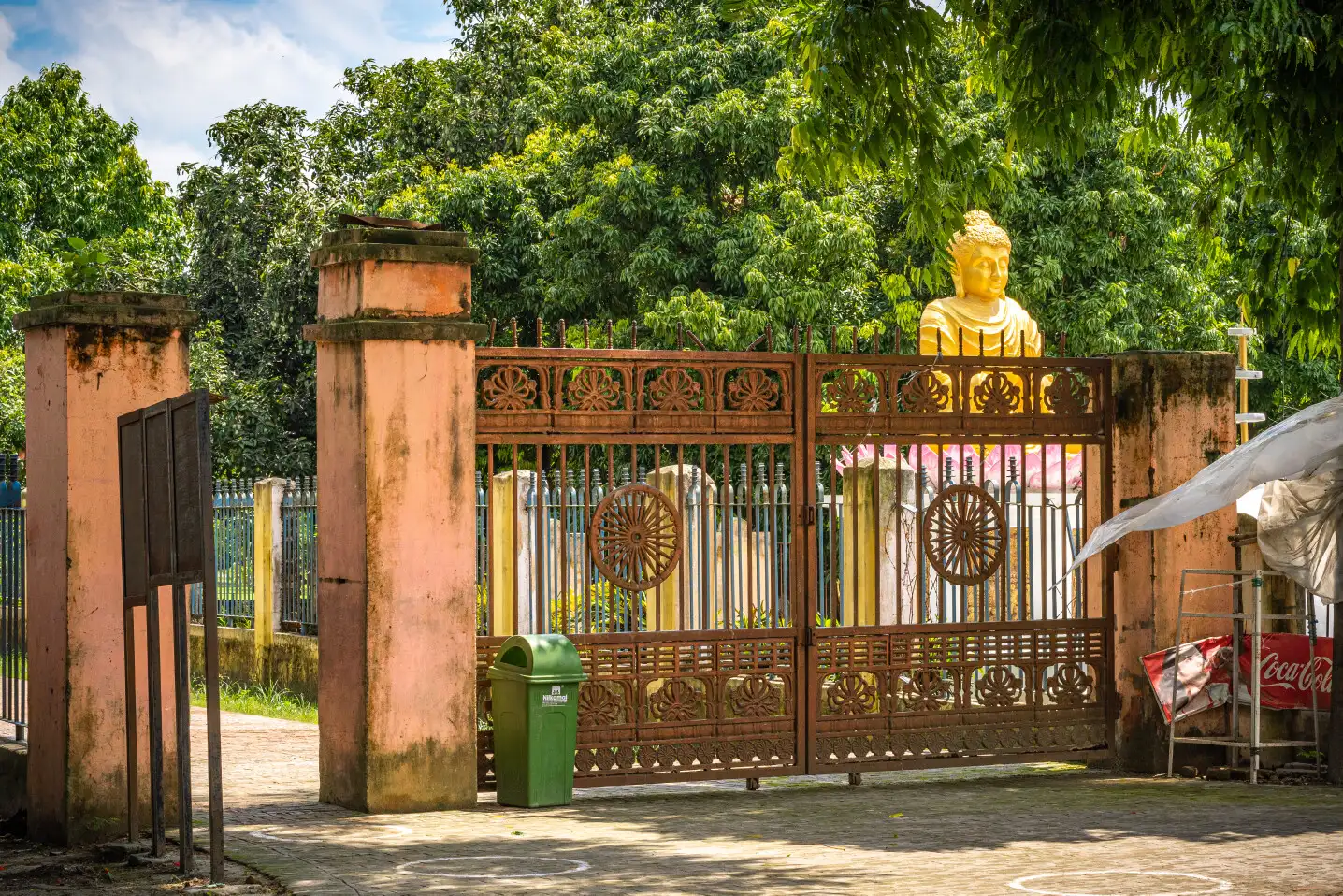 Spiritual Sanctuary - Buddha Relic Stupa Essence