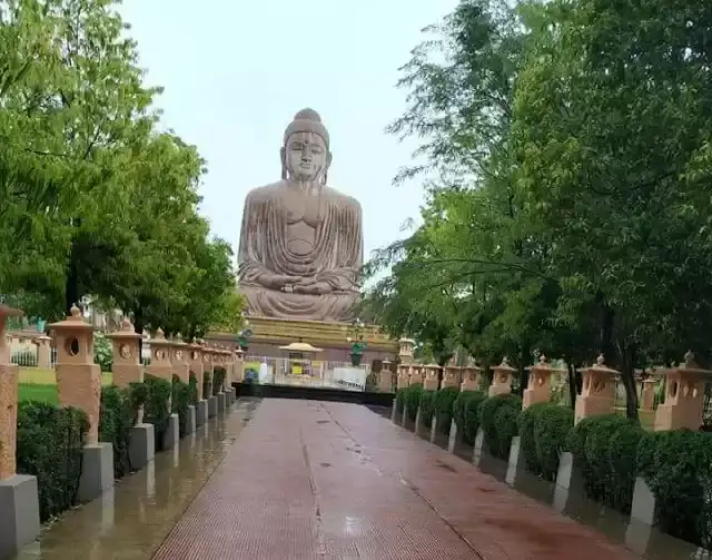 Towering Buddha Statue - Symbol of Tranquility